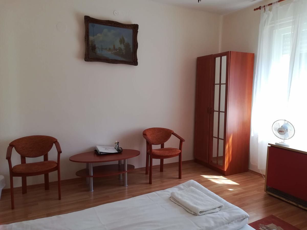Andi-ház Hotel Hajdúszoboszló Kültér fotó